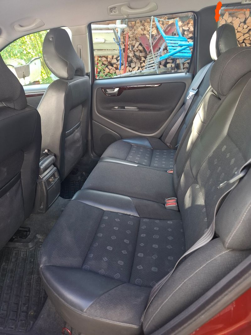 volvo-volvo-s-v70-24-20v-fwd