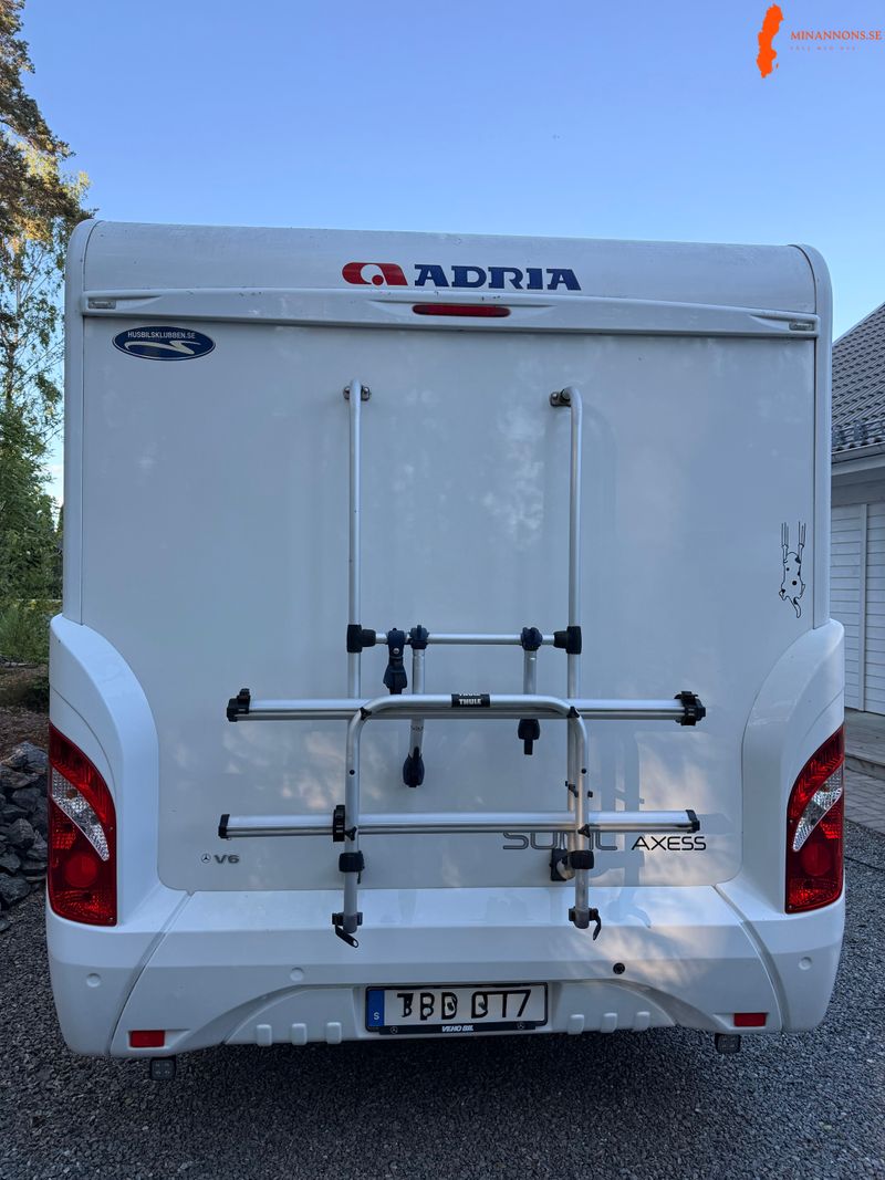 adria-sonic-i-600-sl-langbaddarsolcellerac-bodel