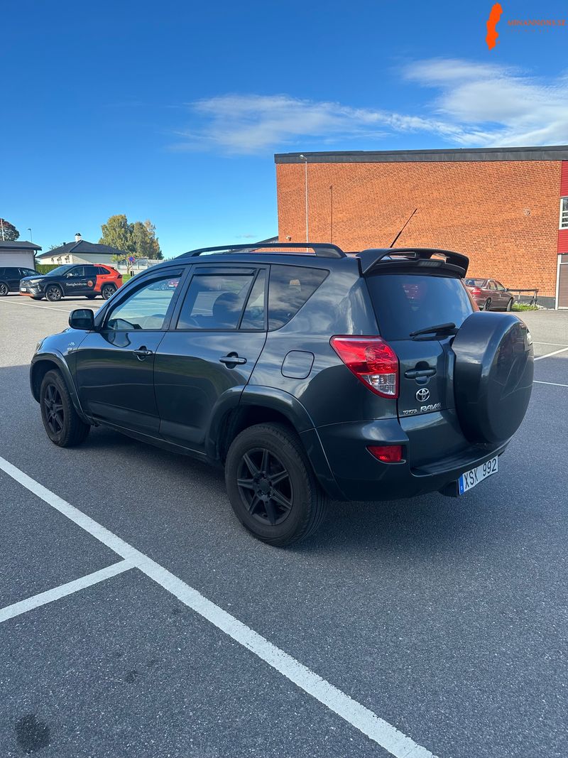 toyota-toyota-rav4-22-d-4d-awd