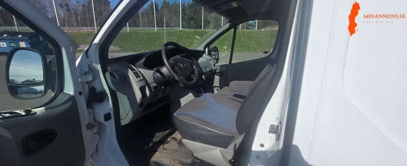 renault-trafic-20-dci-lagmil-momsbil