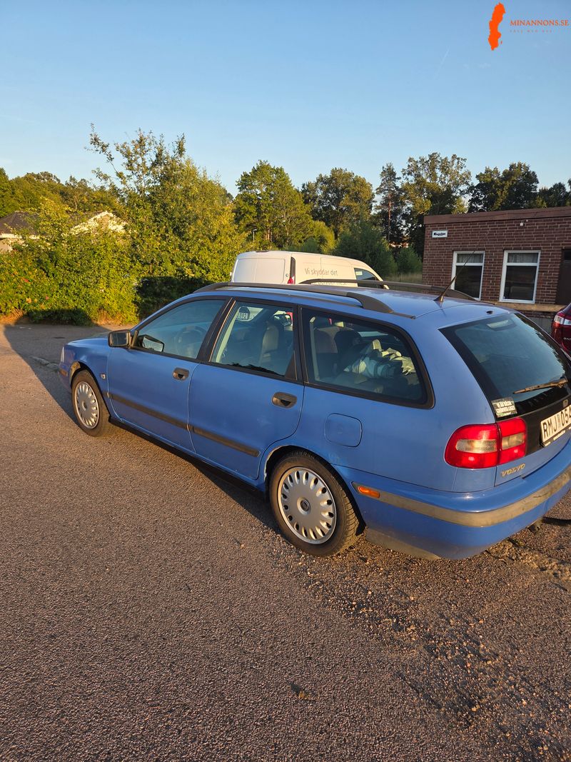 volvo-volvo-v-v40-16-16v-fwd