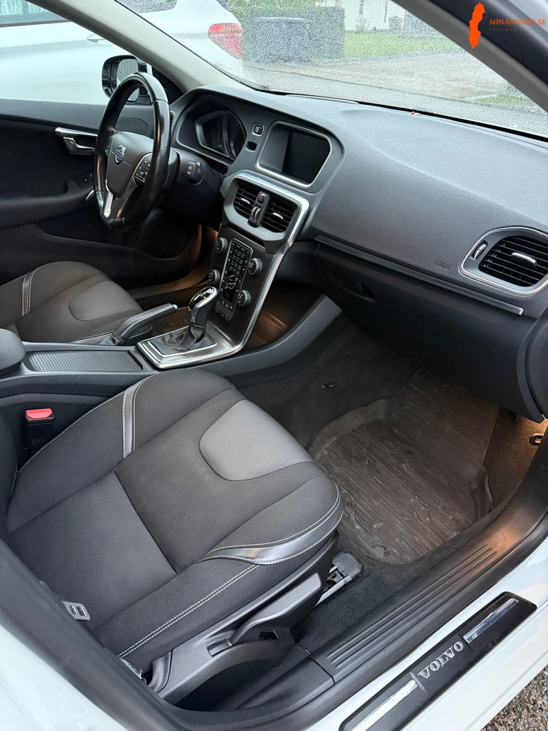 volvo-v40-d2-16-fwd