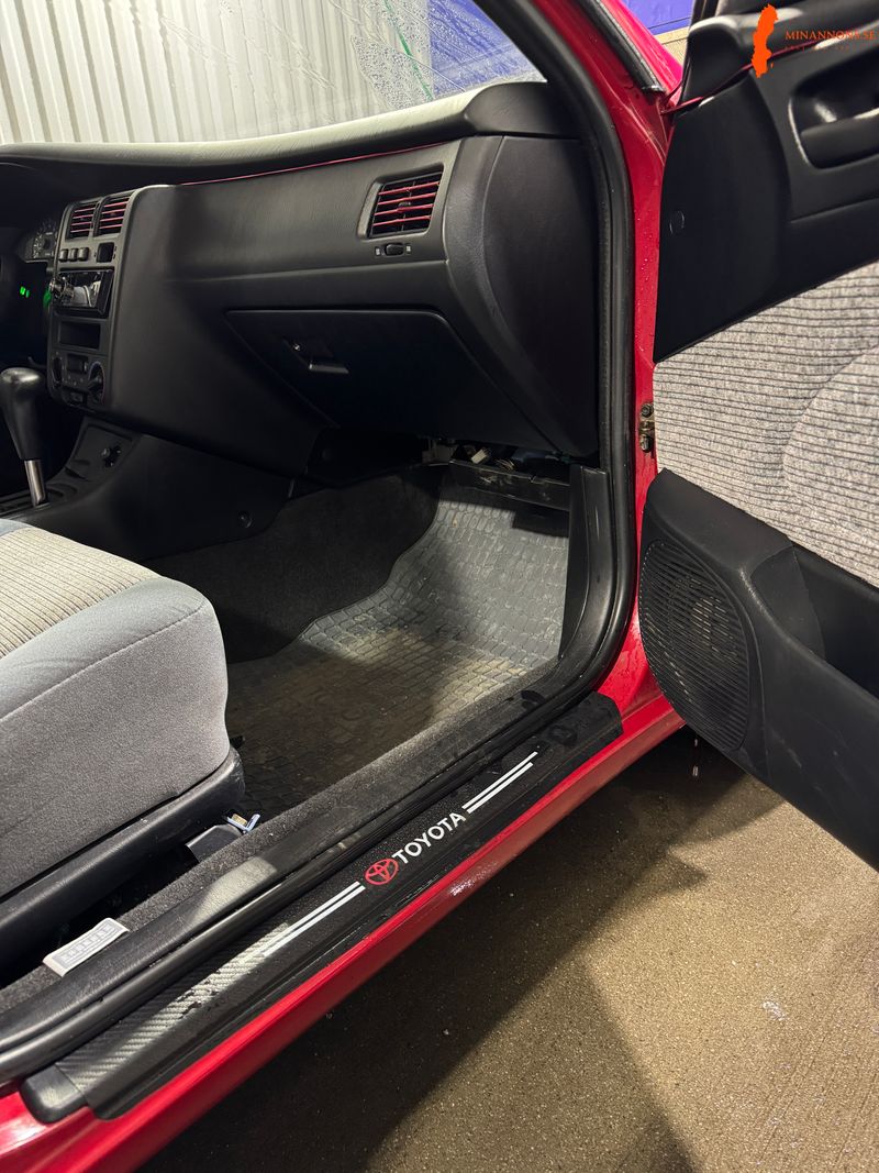 toyota-carina-e-veteran-1992-automat-ingen-ars-skatt