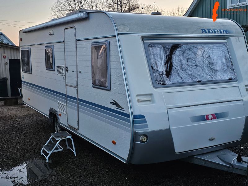 adria-unica-563-ul