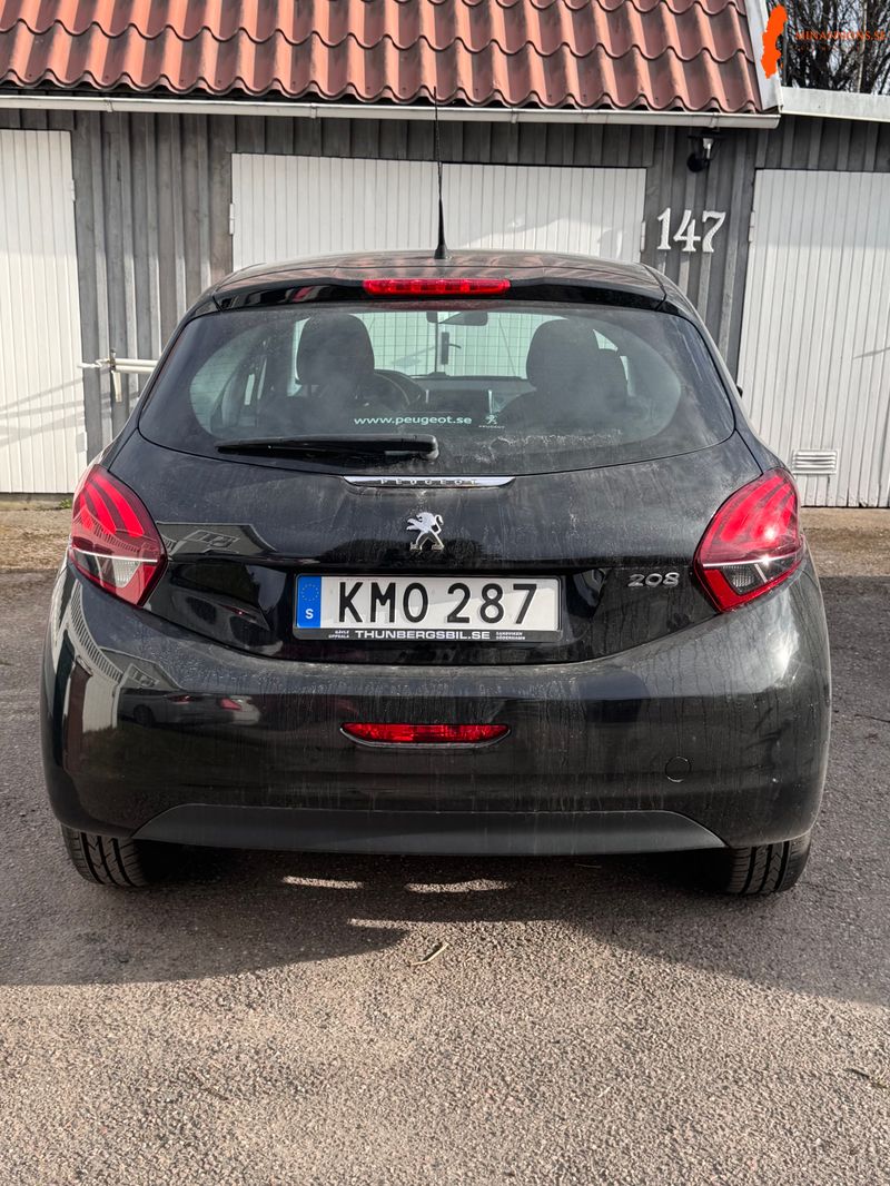 peugeot-208-2014