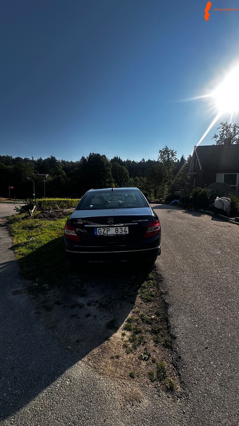 mercedes-benz-mercedes-benz-c-180-komp-180-cgi-blueefficiency-rwd
