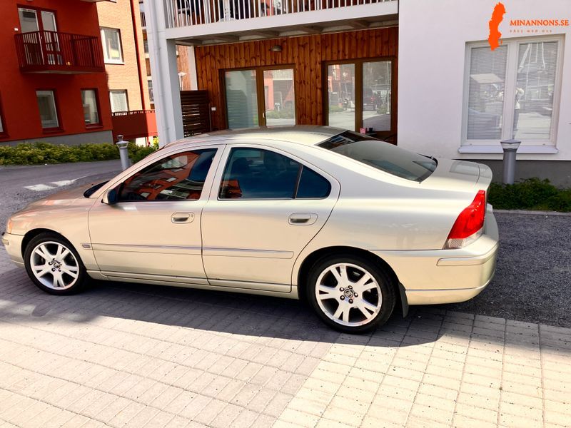 volvo-volvo-r-s60-25t-20v-fwd