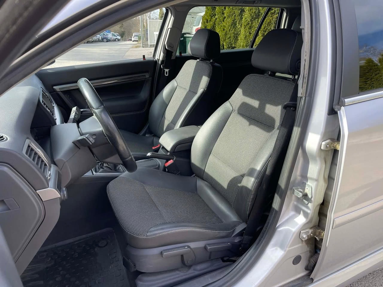 opel-vectra-caravan-19-cdti