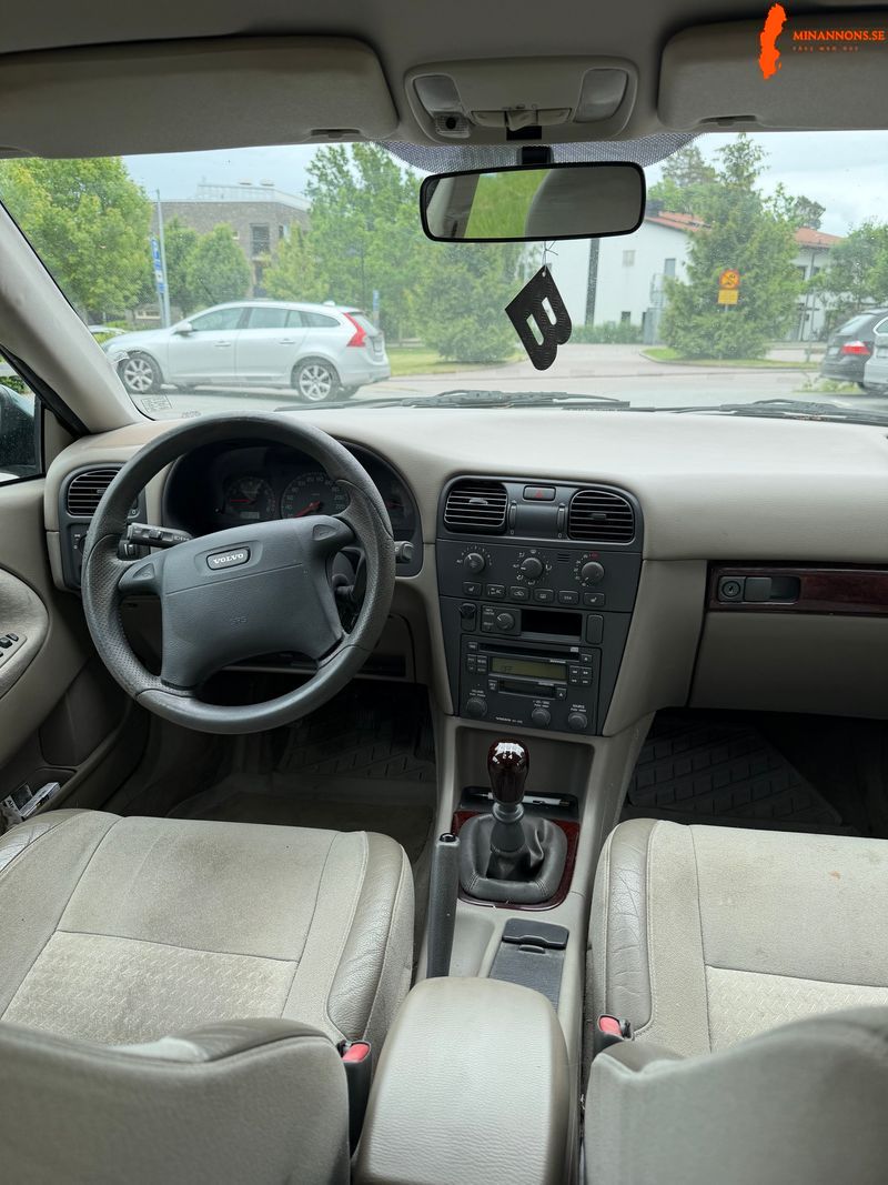 volvo-v40-18-bensin