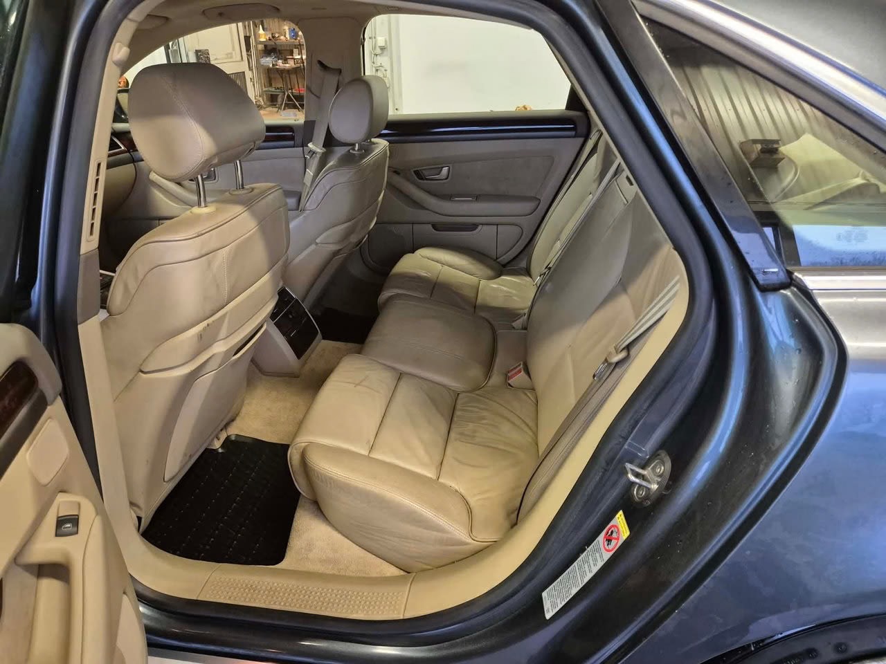 audi-a8-42-fsi-v8-quattro-tiptronic