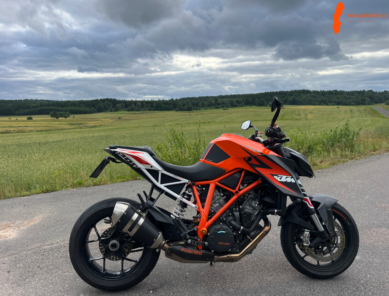 2014-ktm-superduke-1290r