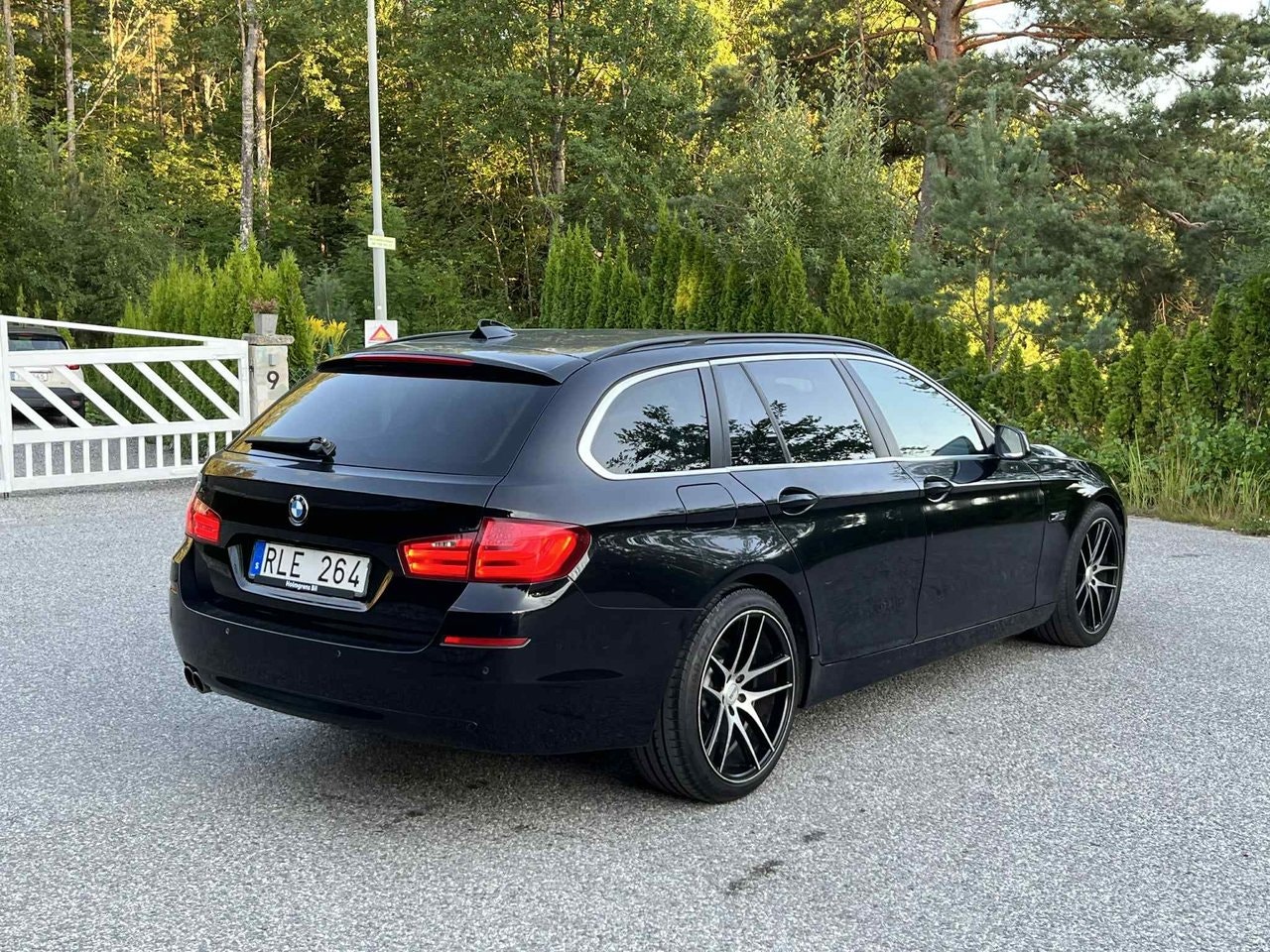 bmw-520d-touring-steptronic
