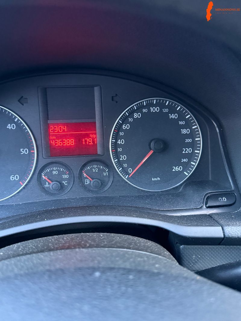volkswagen-vw-golf-tdi-105-pf-v-19-tdi-fwd