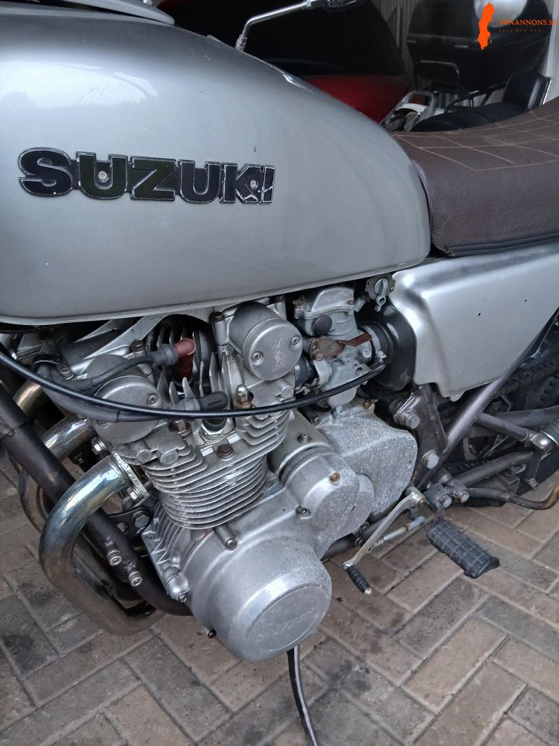 suzuki-gs-500