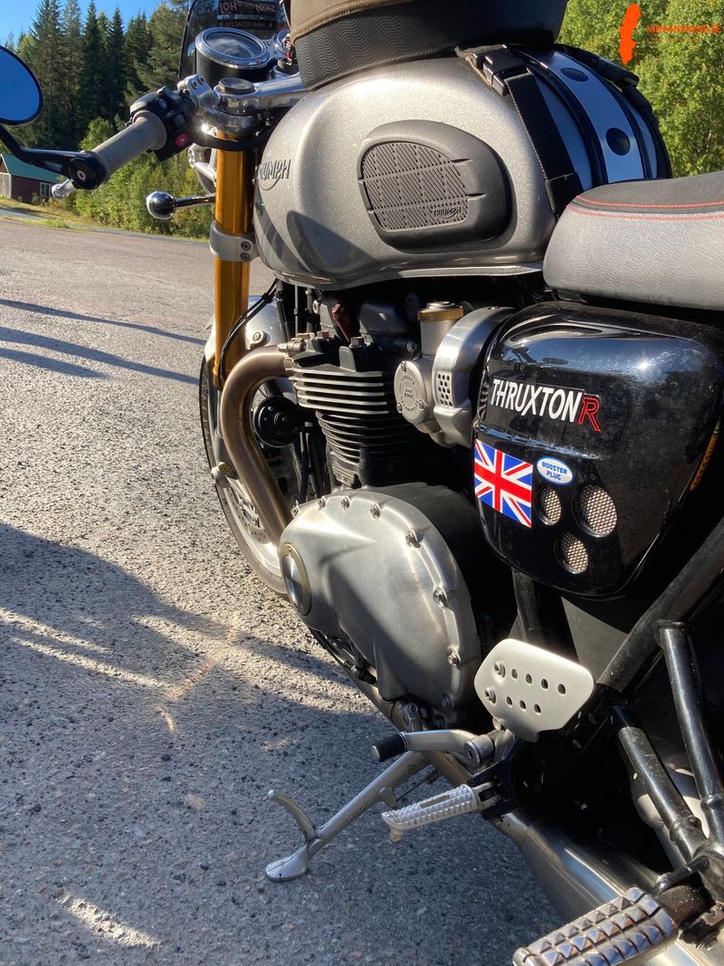 triumph-thruxton-16-1200cc