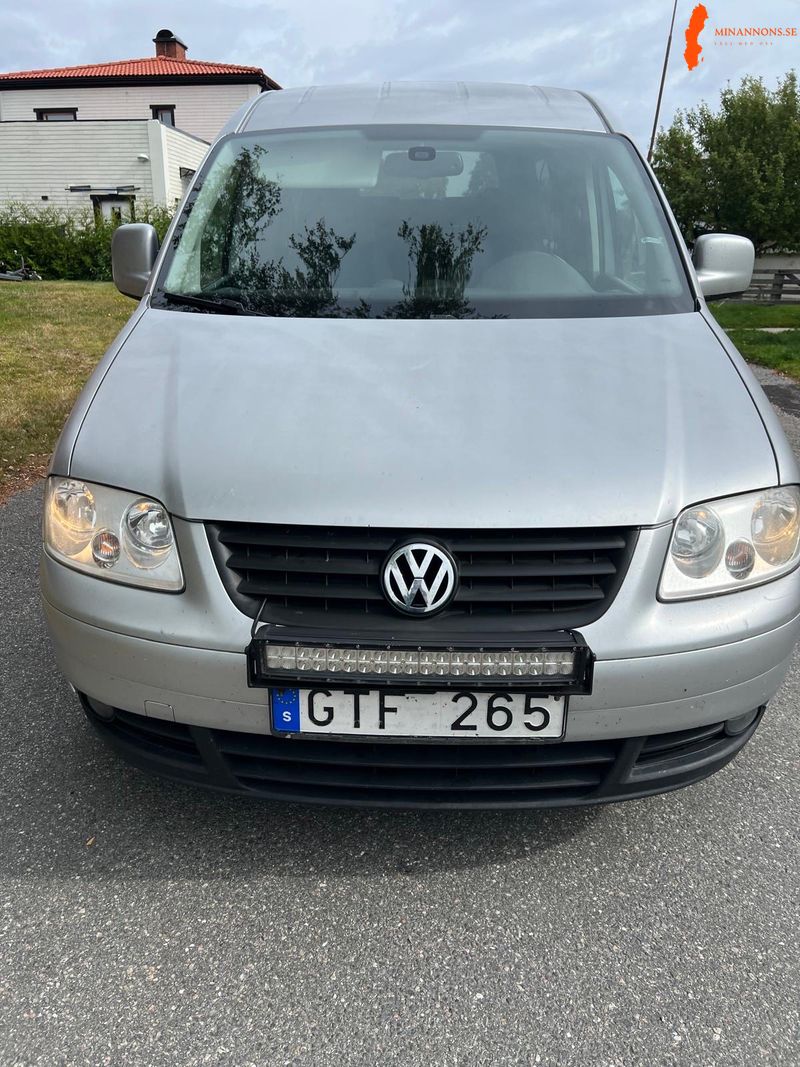 volkswagen-vw-caddy-maxi-life-life-19-tdi-fwd