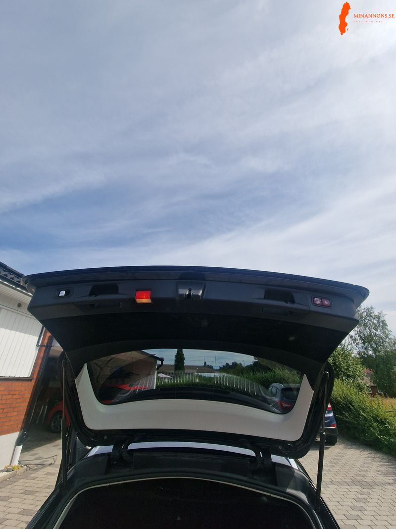 mercedes-benz-e-300-de-4matic-300-de-plug-in-hybrid-4matic-phev-d