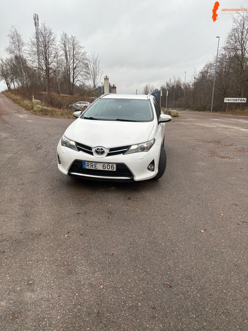 toyota-toyota-auris-16-vvt-i-fwd