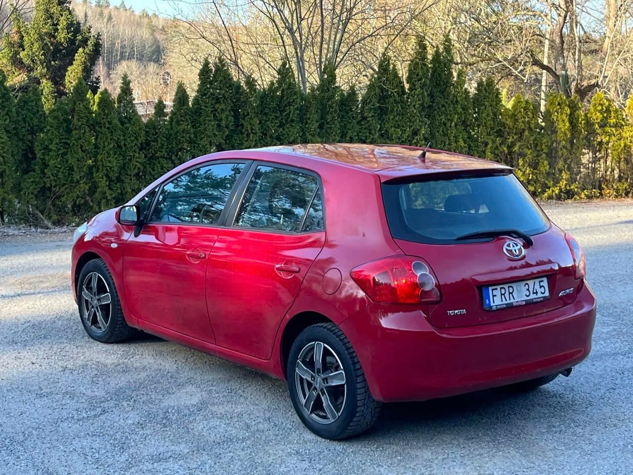 toyota-auris-5-dorrar-16-dual-vvt-i