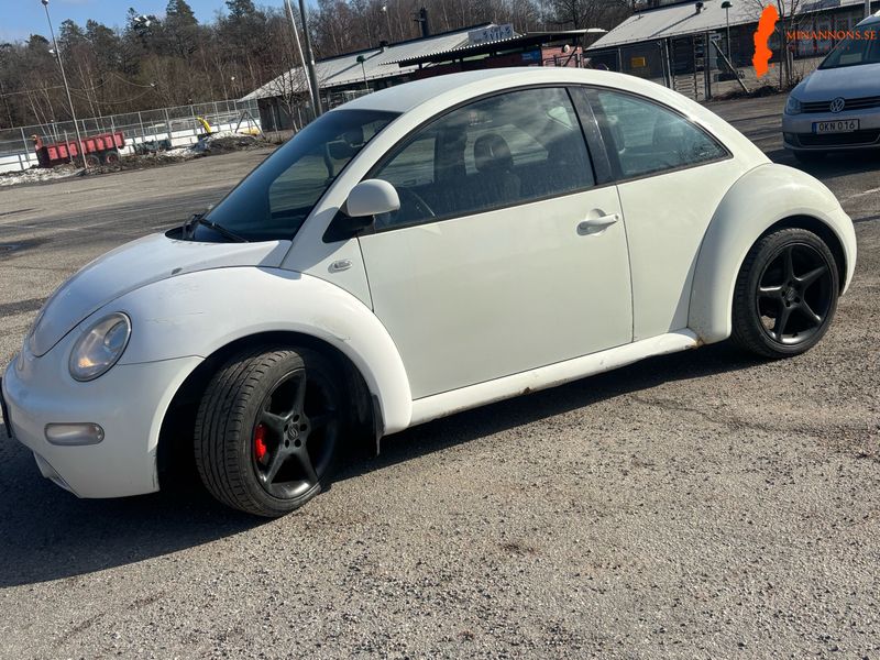 volkswagen-vw-new-beetle-20-20-8v-fwd