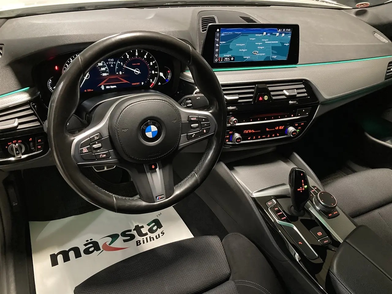 bmw-520i-sedan-steptronic