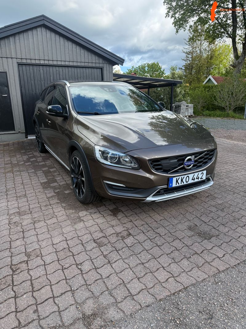 volvo-v60-cross-country-d4-24-awd