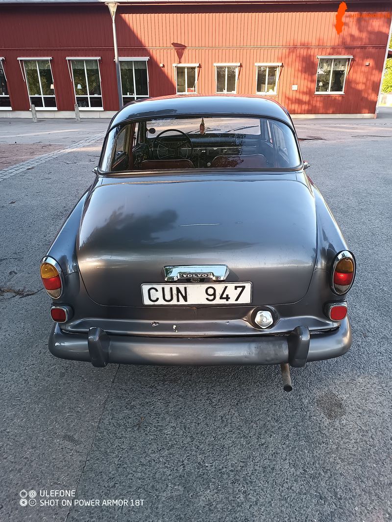 volvo-amazon-4-dorrars