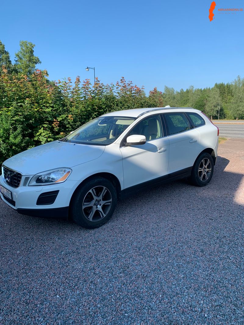 volvo-xc60-d3-20-fwd