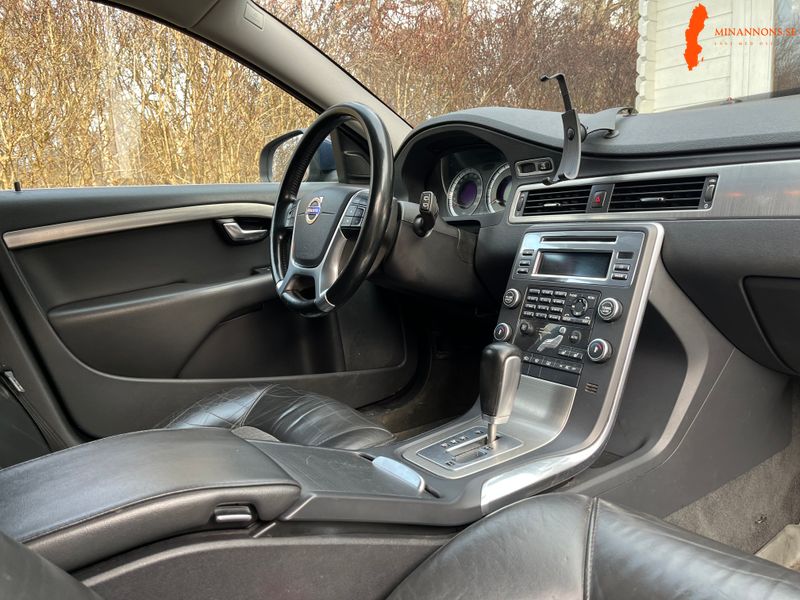 volvo-v70-d5-24-nybytt-kamrem