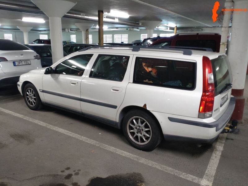 volvo-volvo-s-v70-24-20v-fwd