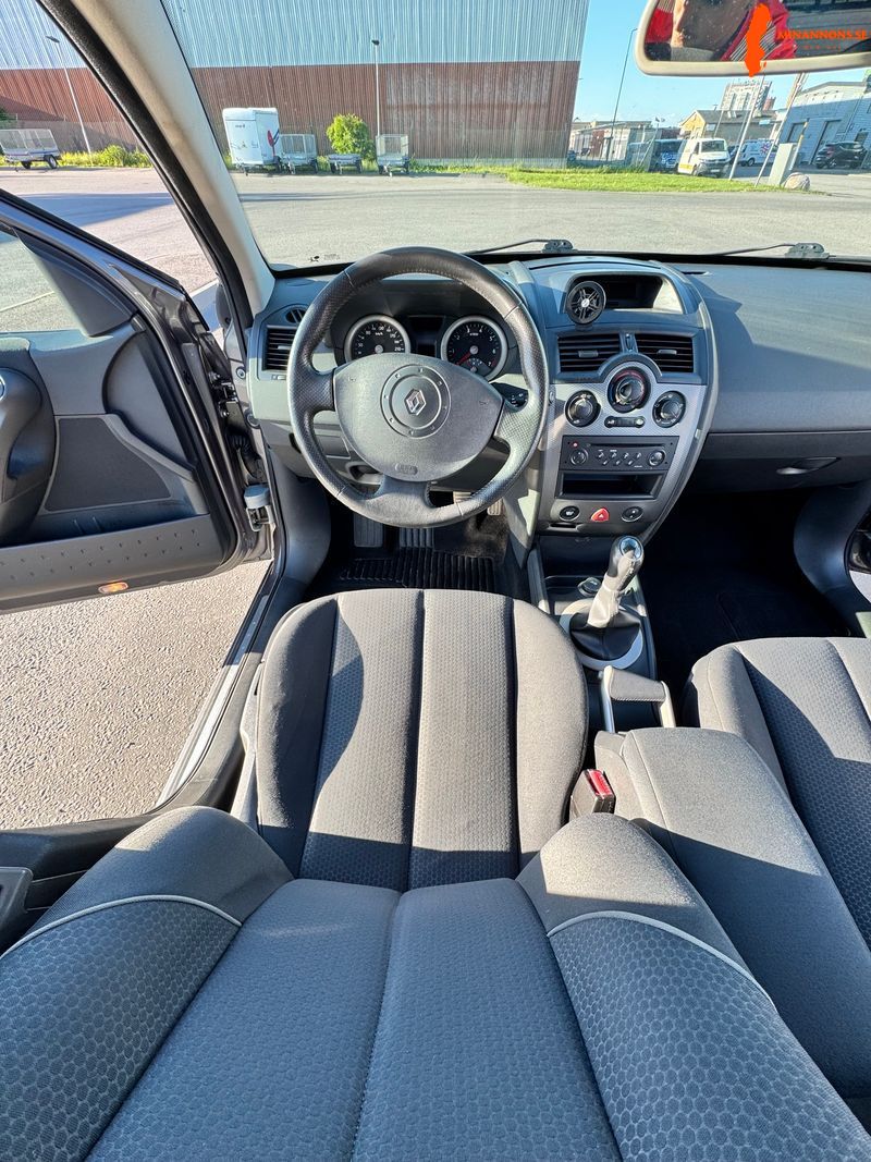 renault-renault-m-megane-16-16v