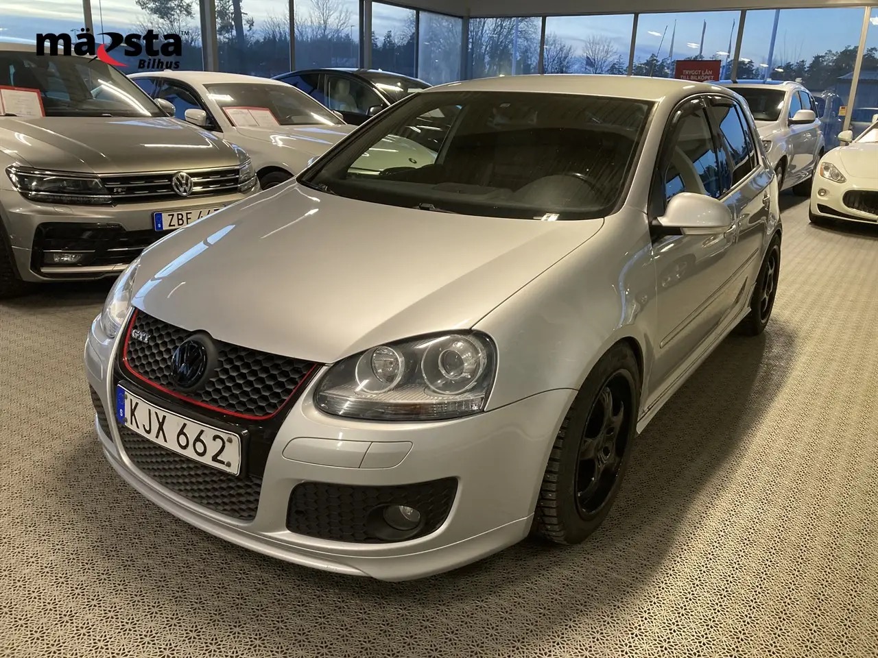 volkswagen-golf-5-door-gti-edition-30-20-turbo-fsi-dsg-sekventiell