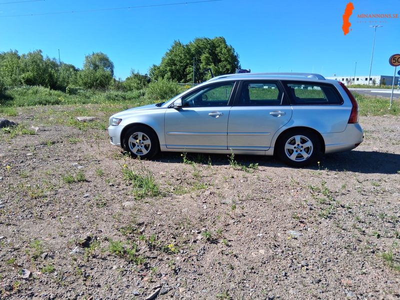 volvo-v50-d2-16-fwd