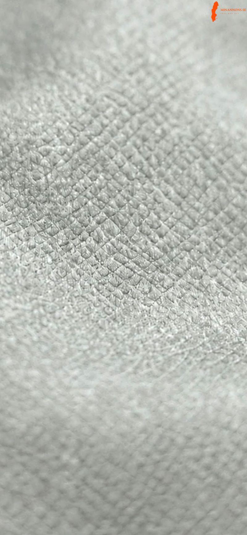 extremt-slitstarkt-mobeltyg-terra-velour-ljusgra-12-meter-100-000