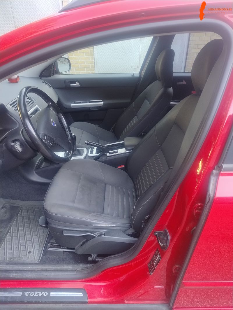 volvo-v50-d2-16-fwd