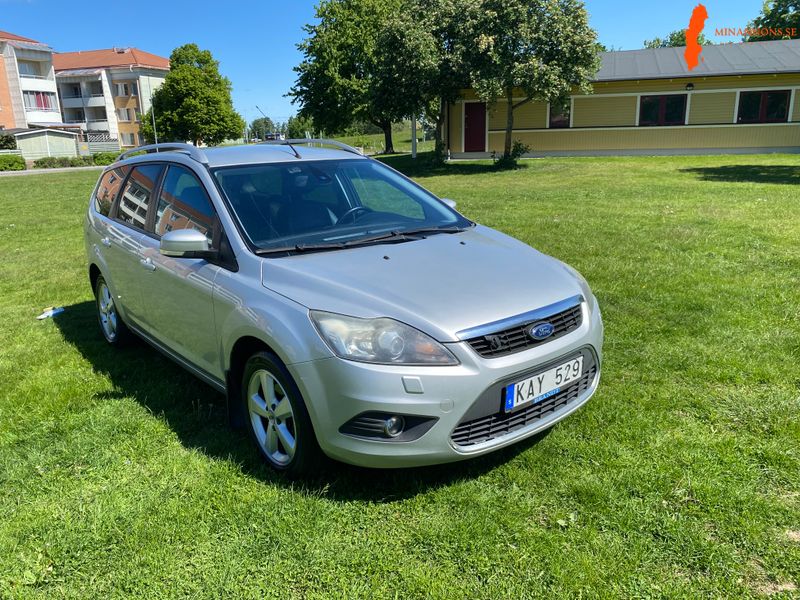 ford-focus-titanium-18-flexifuel-endast-2-brukare-sedan-ny
