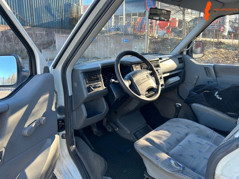 vw-caravelle-buss-8-sits-1997