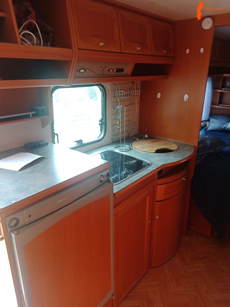 adria-unica-c-563ul-ars-2001