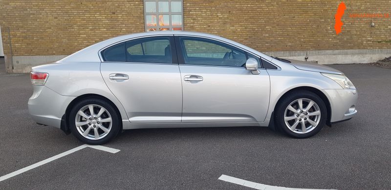 toyota-toyota-avensis-20-vvti