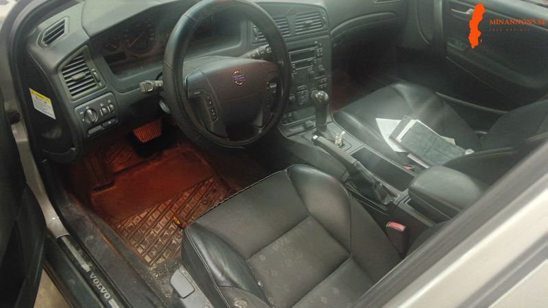 volvo-volvo-s-v70-24-20v-fwd