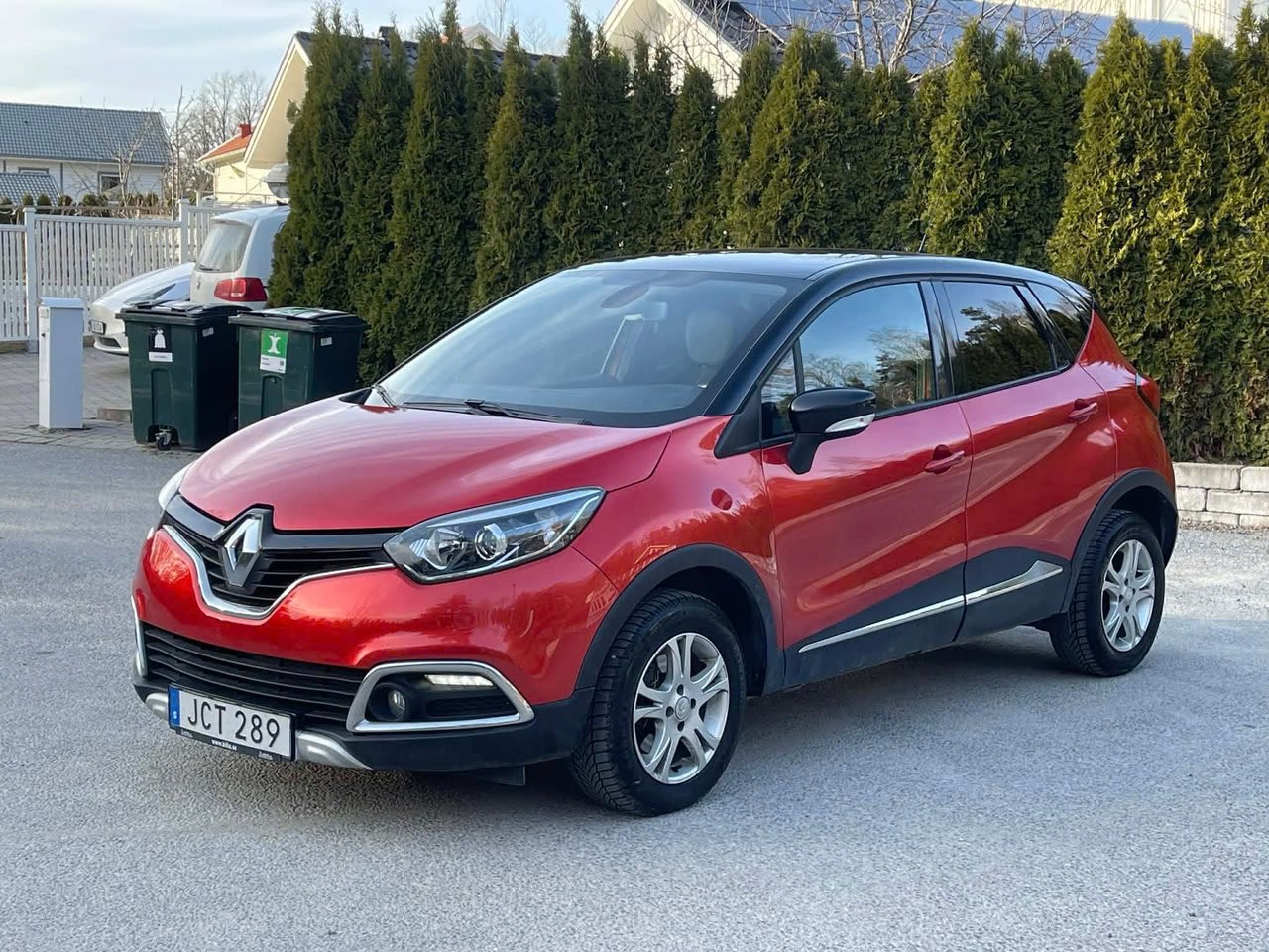 renault-captur-12-tce-edc