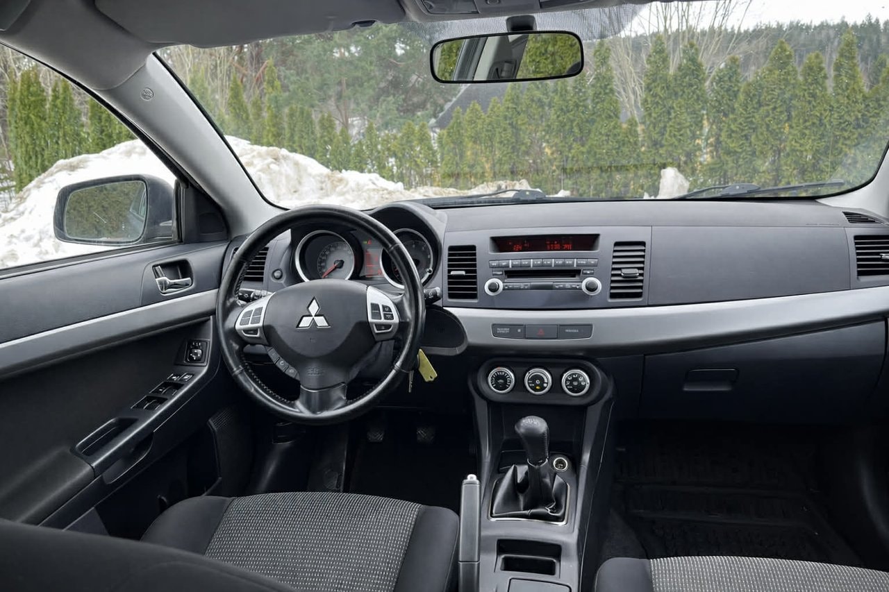 mitsubishi-lancer-sportback-18-mivec