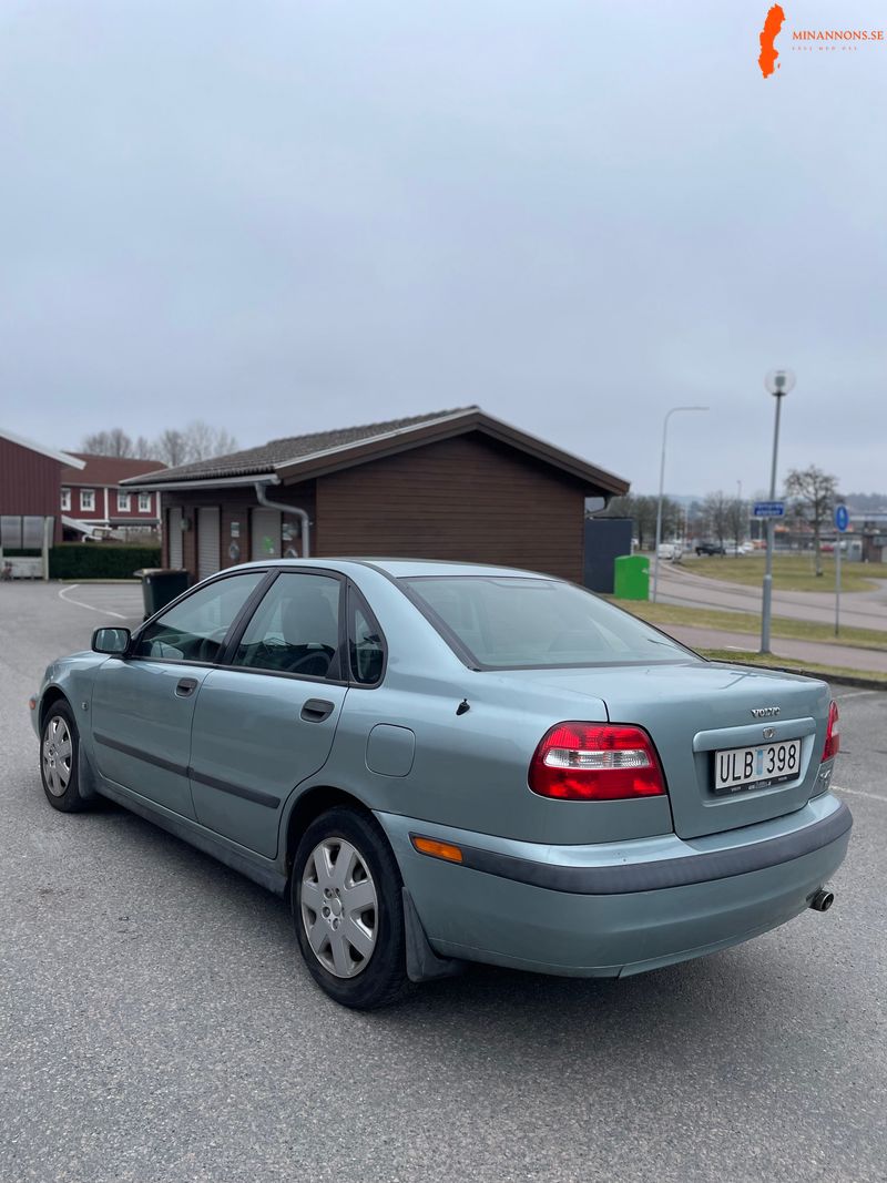 volvo-s40-18-2004-lagmilare
