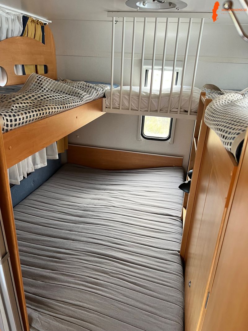 knaus-eifelland-holiday-520-fdk-04-familjevagn