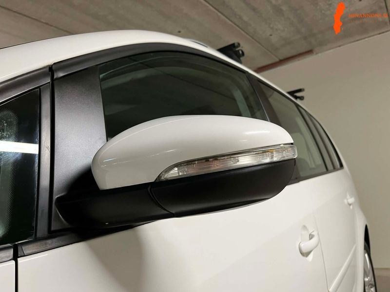 volkswagen-touran-5-sates-14-tgi-ecofuel-dsg-automat-150hk-2010