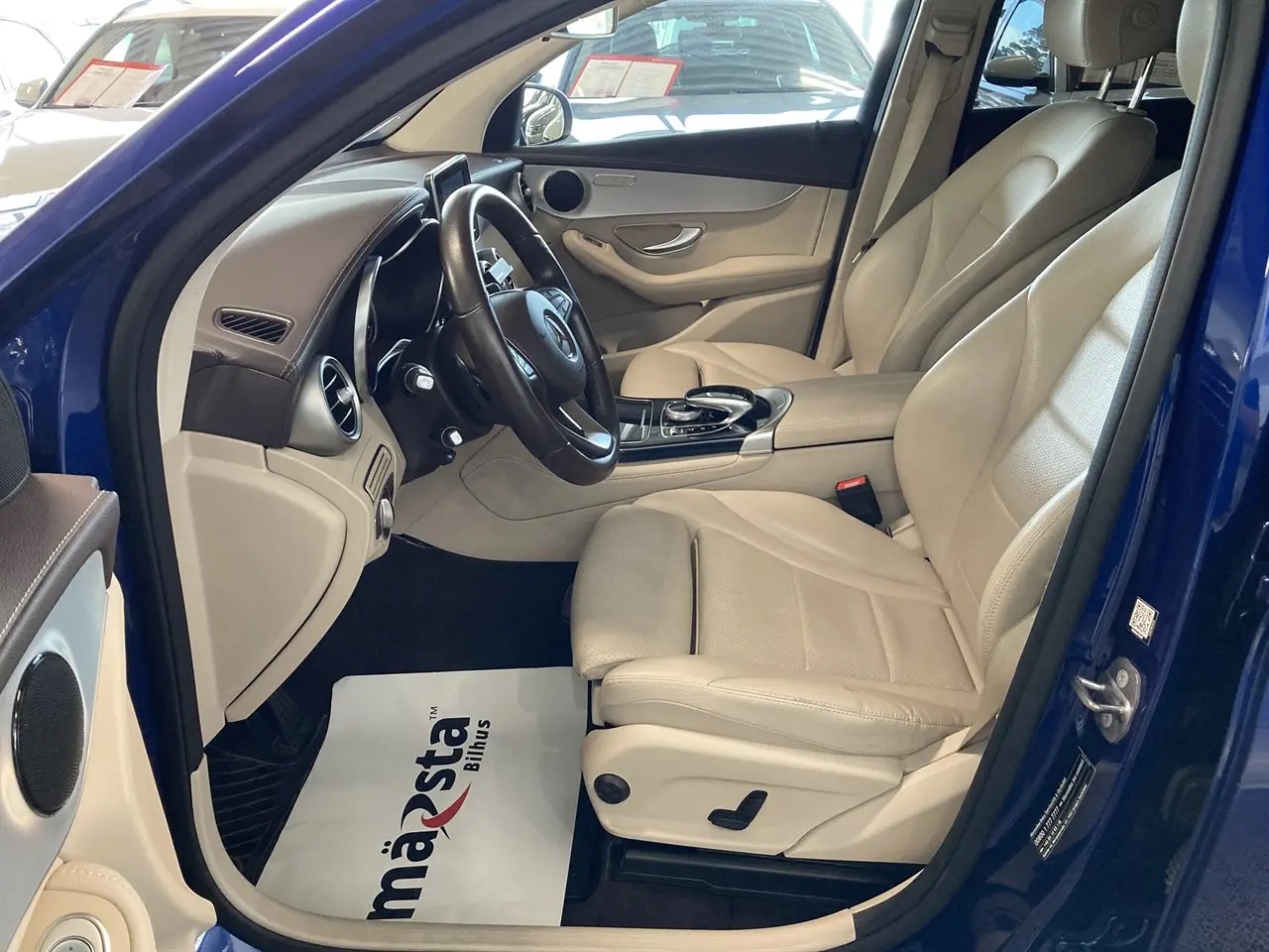 mercedes-benz-glc-220-d-coupe-4matic-9g-tronic