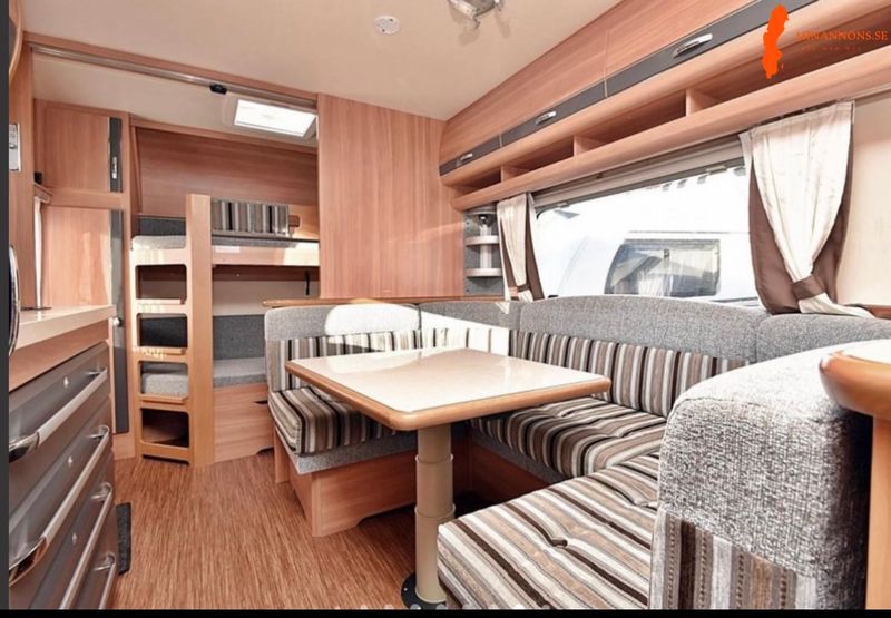 hobby-560-ukfe-deluxe-2012