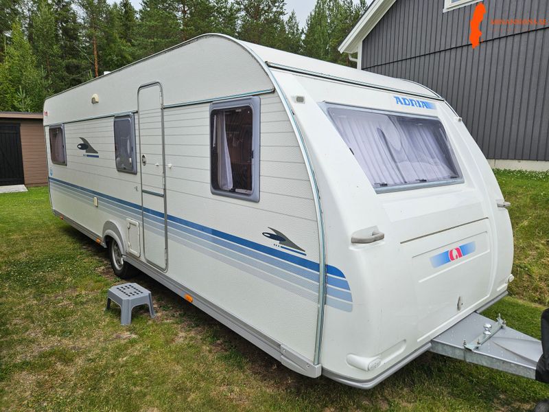adria-663-uk-barnkammarvagn