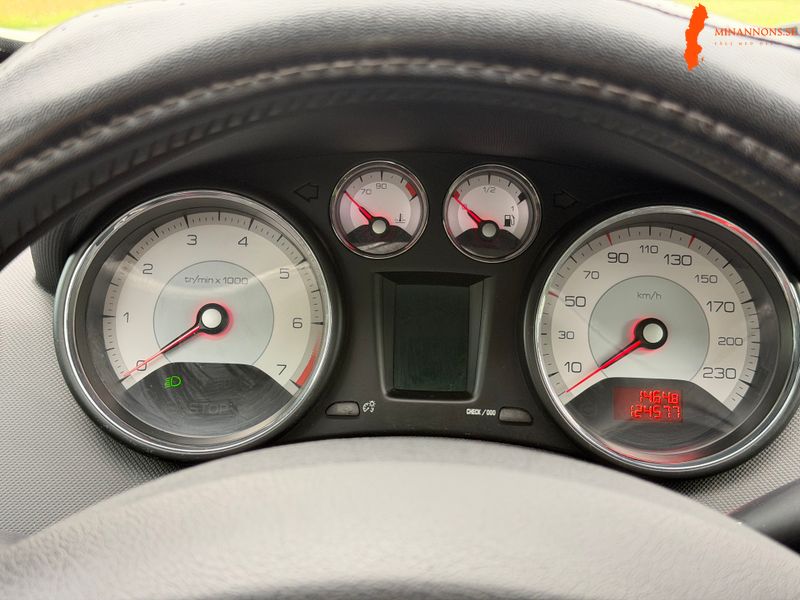 nybesiktigad-peugeot-308-16-5d-16-vt-i-lag-miltal