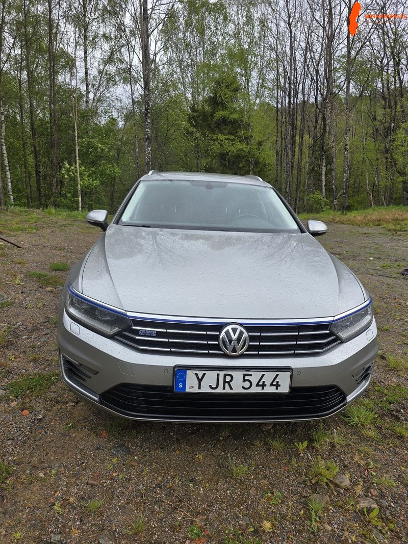 volkswagen-passat-14-tsi-plug-in-hybrid-fwd-gte-phev-b